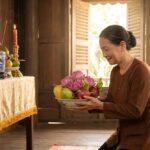 Ý Nghĩa Và Công Đức Của Việc Cúng Dường Tam Bảo Đúng Cách 13 cống đức cúng dường lòng thành