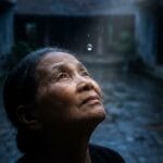 Ứng Xử Thế Nào Với Kẻ Nói Xấu Sau Lưng: Phản Đòn Bằng Trí Tuệ Khôn Ngoan Của Đạo Phật 45 ứng xử với người nói xấu mình